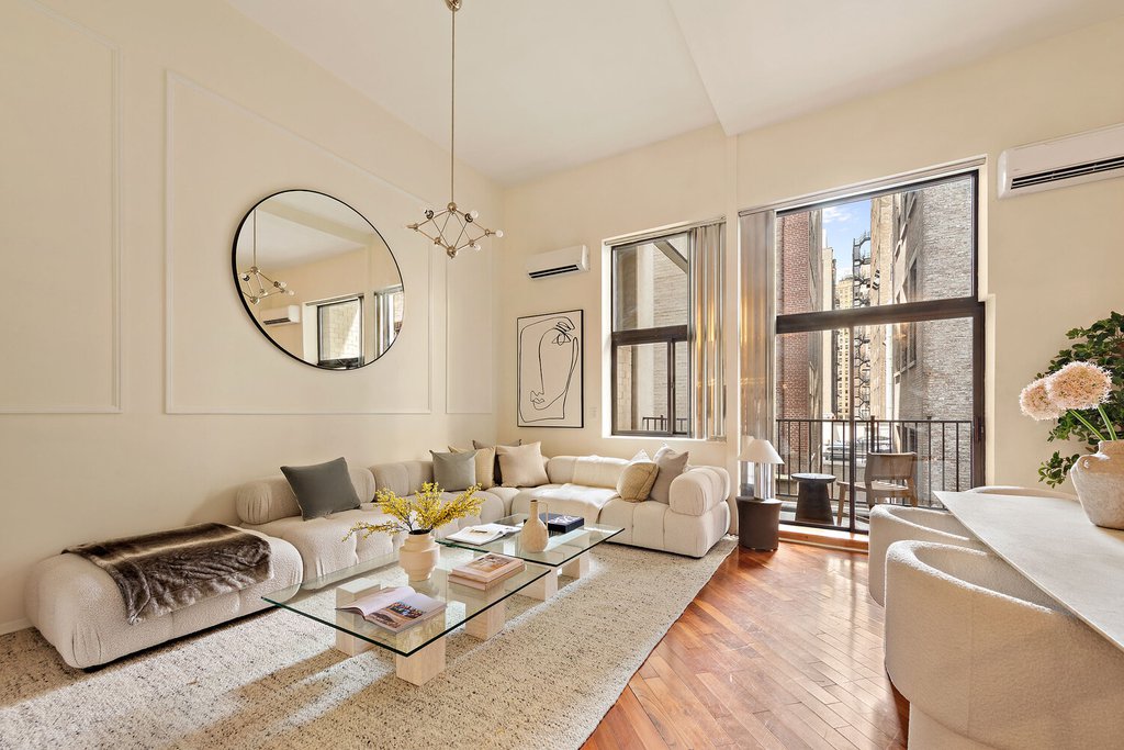 372 Fifth Avenue, Unit 3M photo 2