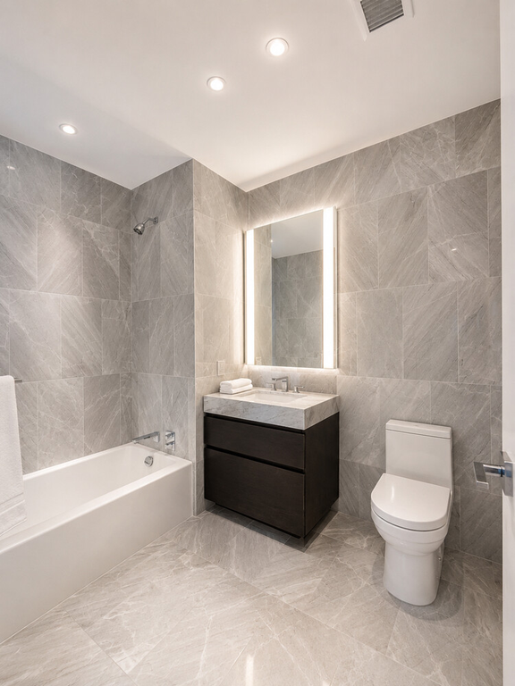 15 Hudson Yards, Unit 28C photo 7
