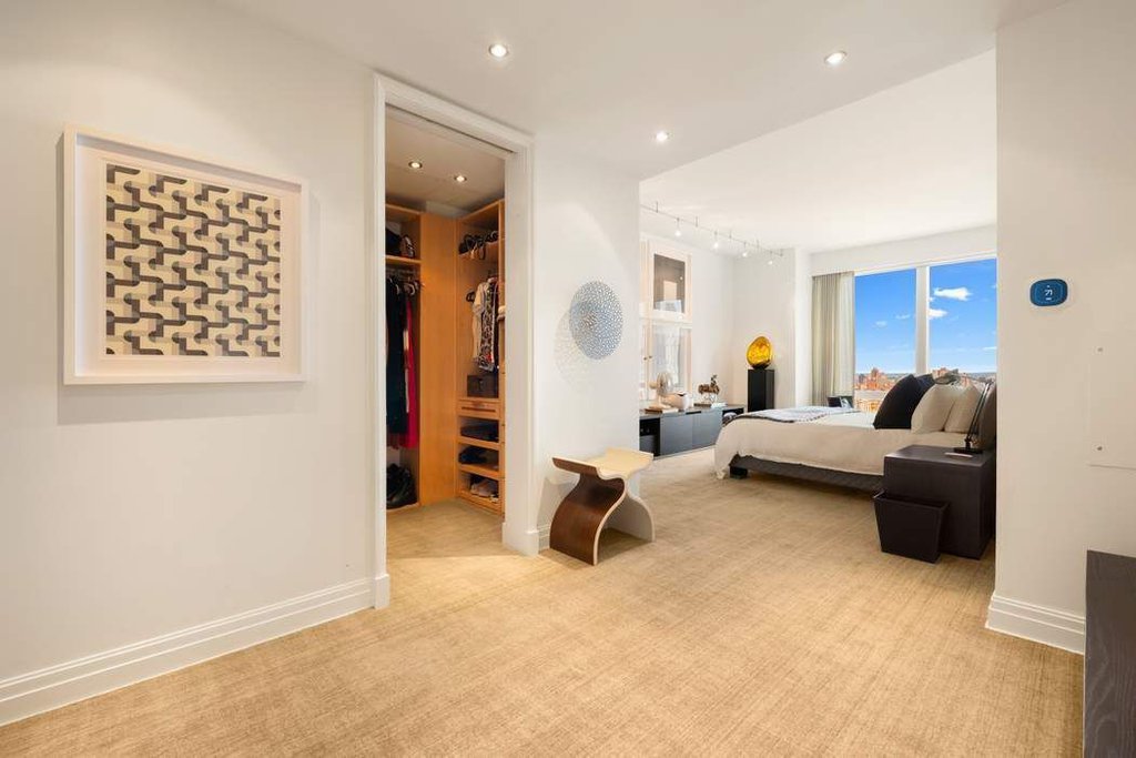 25 Columbus Circle, Unit ST54/55C photo 10