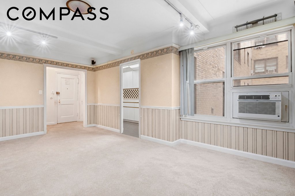 70 Remsen Street, Unit 2I