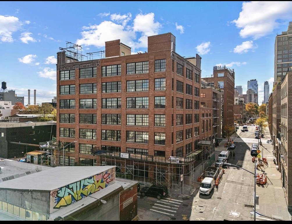 37 Bridge Street, Unit 2D photo 2