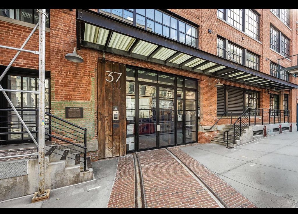 37 Bridge Street, Unit 2D photo 12