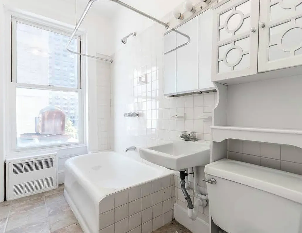 306 East 81st Street, Unit 2 photo 7