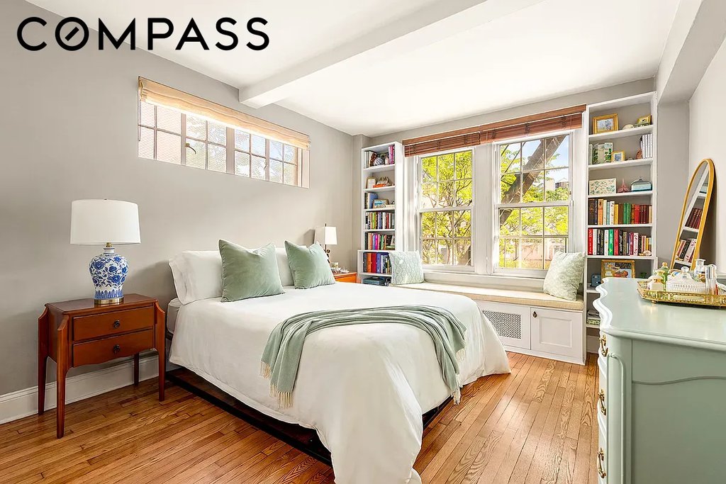 61 West 9th Street, Unit 8E photo 5