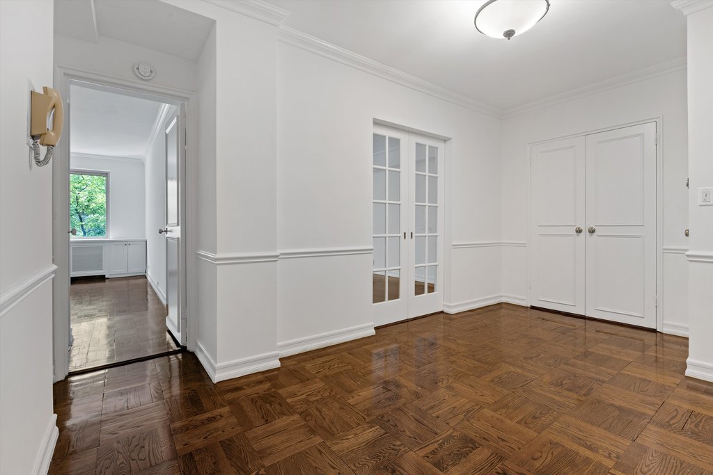225 East 46th Street, Unit 4D photo 7