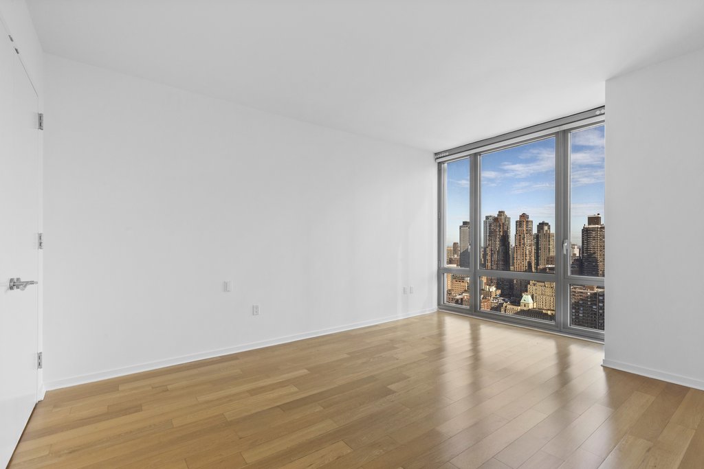 310 West 52nd Street, Unit 36J photo 9