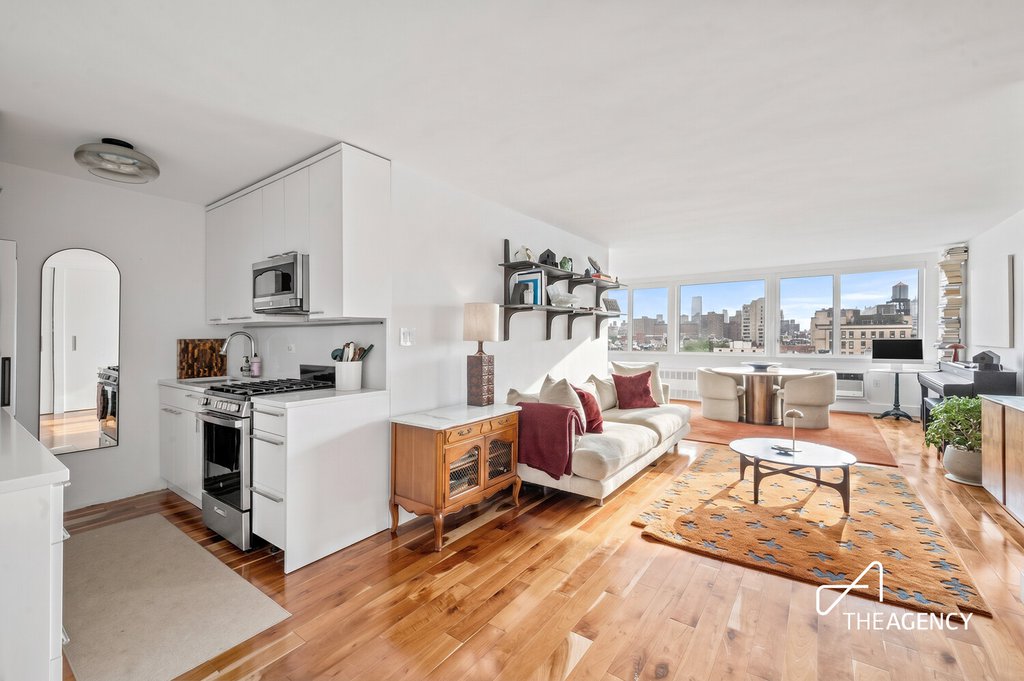 333 East 14th Street, Unit 10G photo 2
