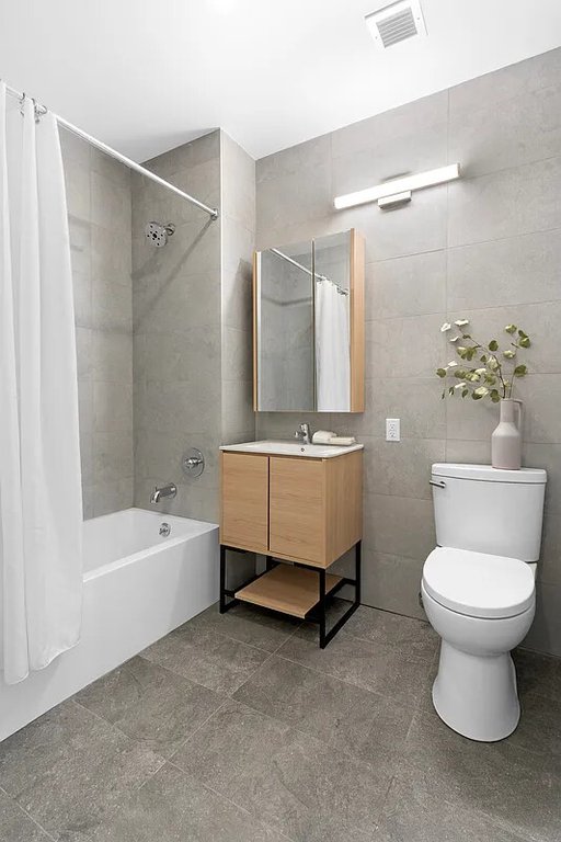 4-34 26th Avenue, Unit 707 photo 4