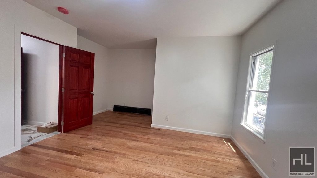 610 East 3rd Street, Unit 2 photo 7