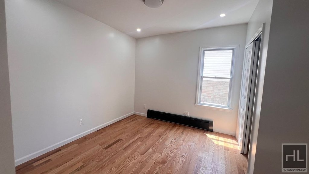 610 East 3rd Street, Unit 2 photo 8