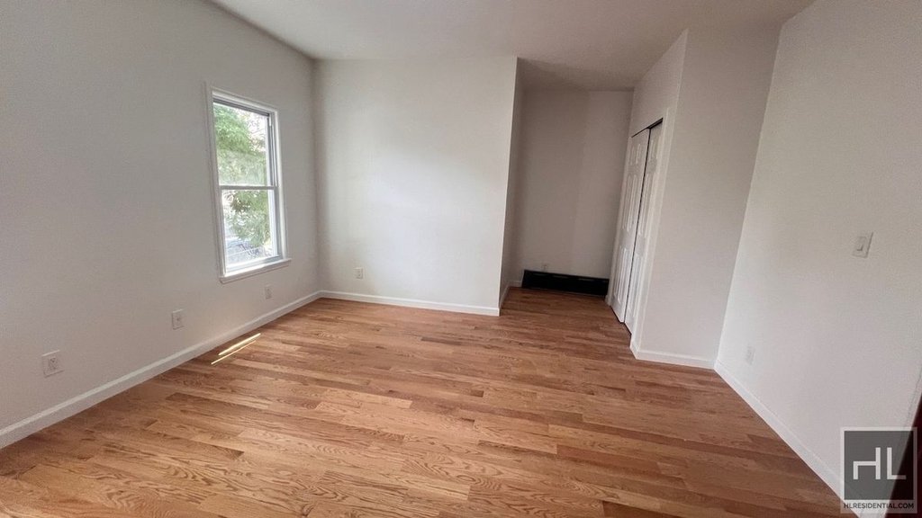 610 East 3rd Street, Unit 2 photo 11