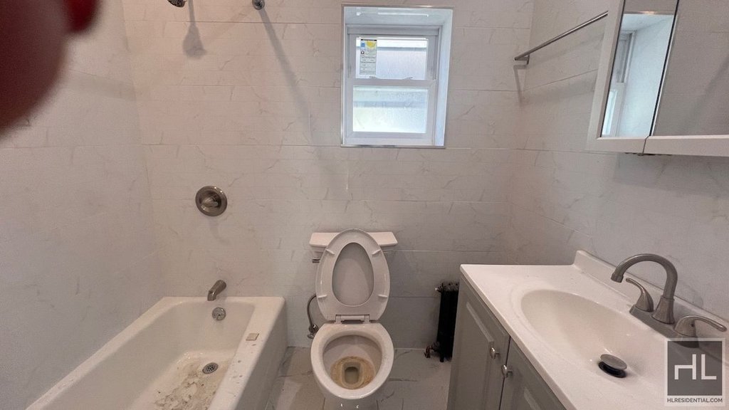 610 East 3rd Street, Unit 2 photo 13