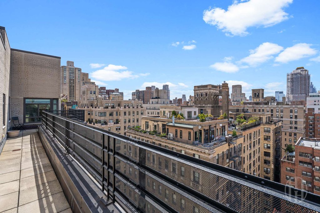 19 East 88th Street, Unit PHD