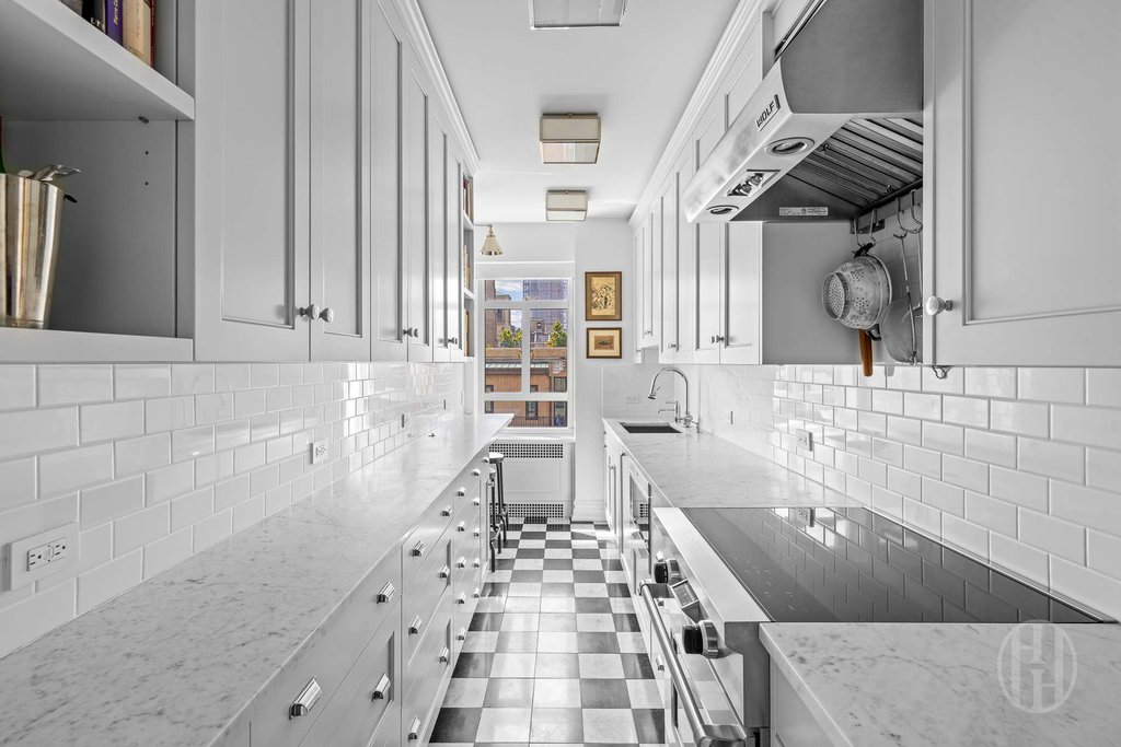 19 East 88th Street, Unit PHD photo 13