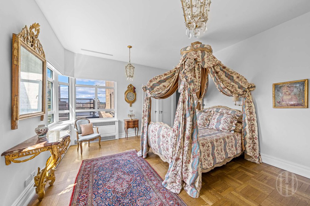 19 East 88th Street, Unit PHD photo 19