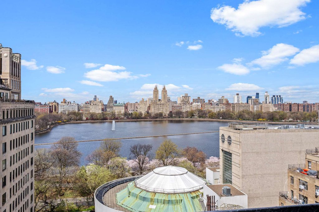 19 East 88th Street, Unit PHD photo 23