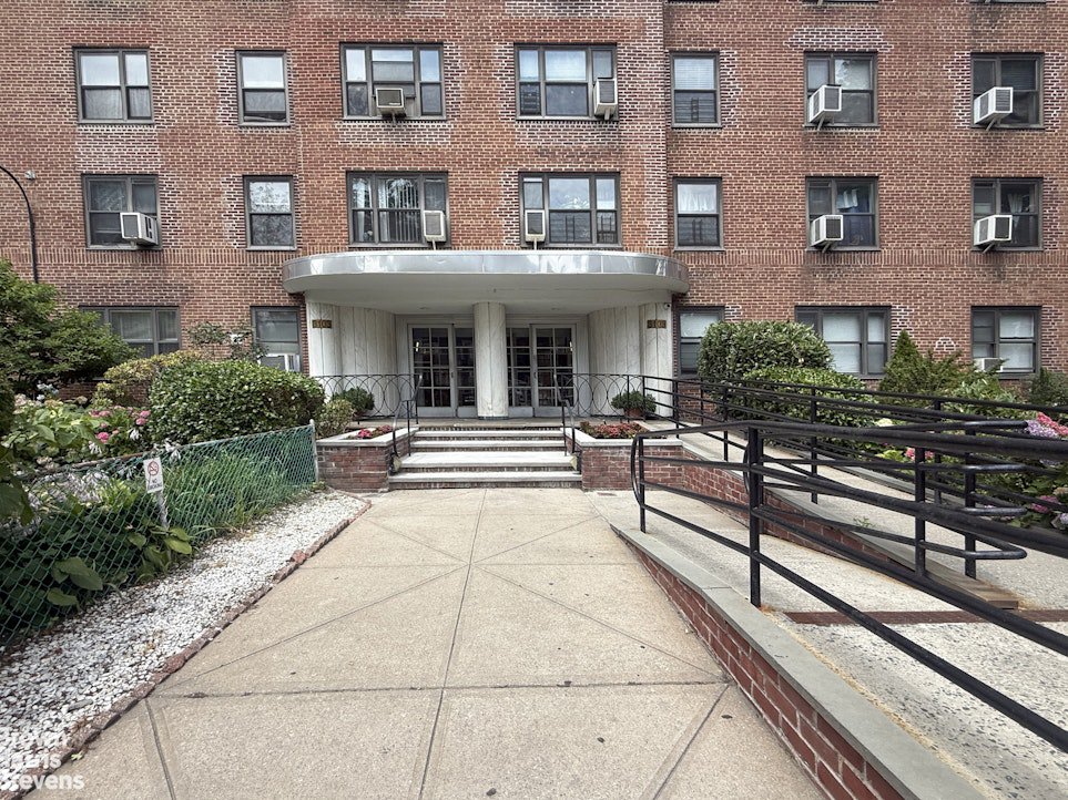 3103 Fairfield avenue, Unit 10A photo 18