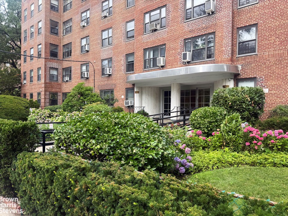 3103 Fairfield avenue, Unit 10A photo 19