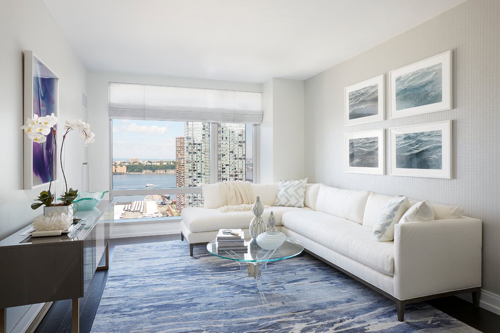 555 Tenth Avenue, Unit 47J