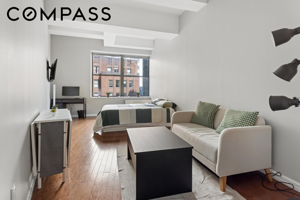 99 John Street, Unit 1413