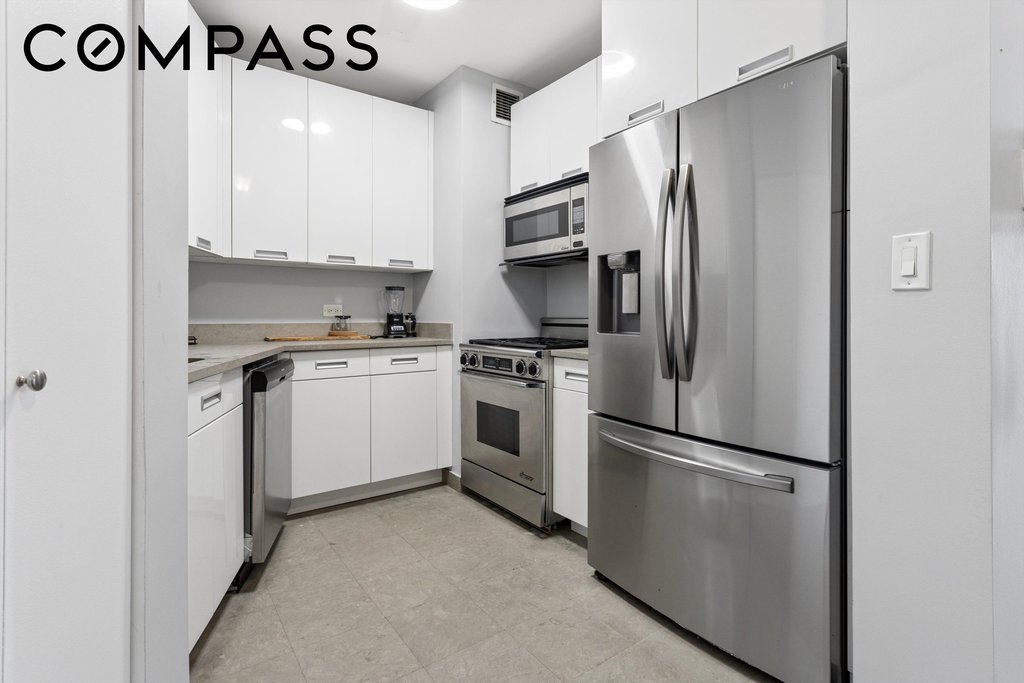 99 John Street, Unit 1413 photo 4