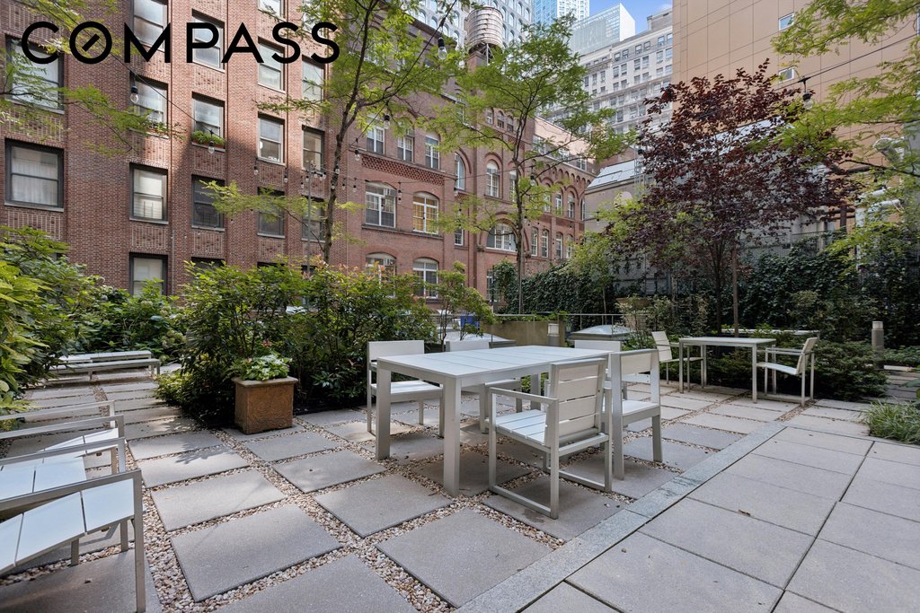 99 John Street, Unit 1413 photo 12