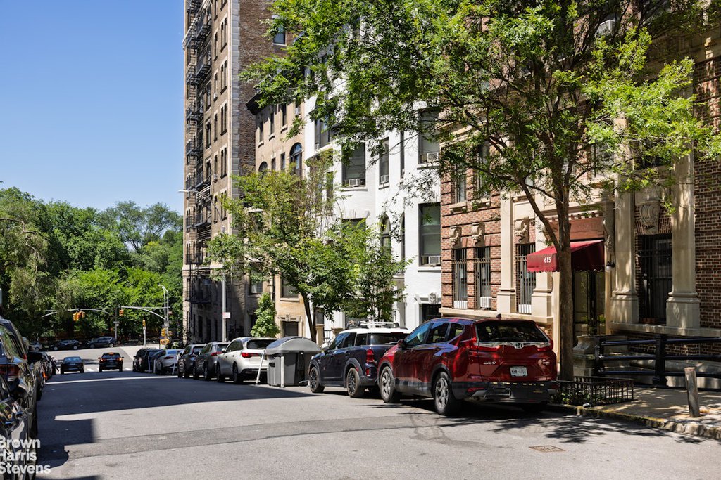 615 West 113th Street, Unit 62 photo 5