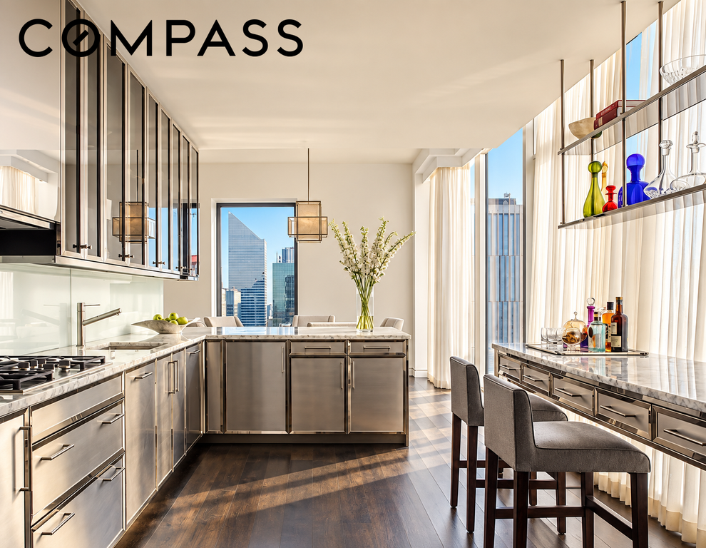 20 West 53rd Street, Unit 42A photo 5