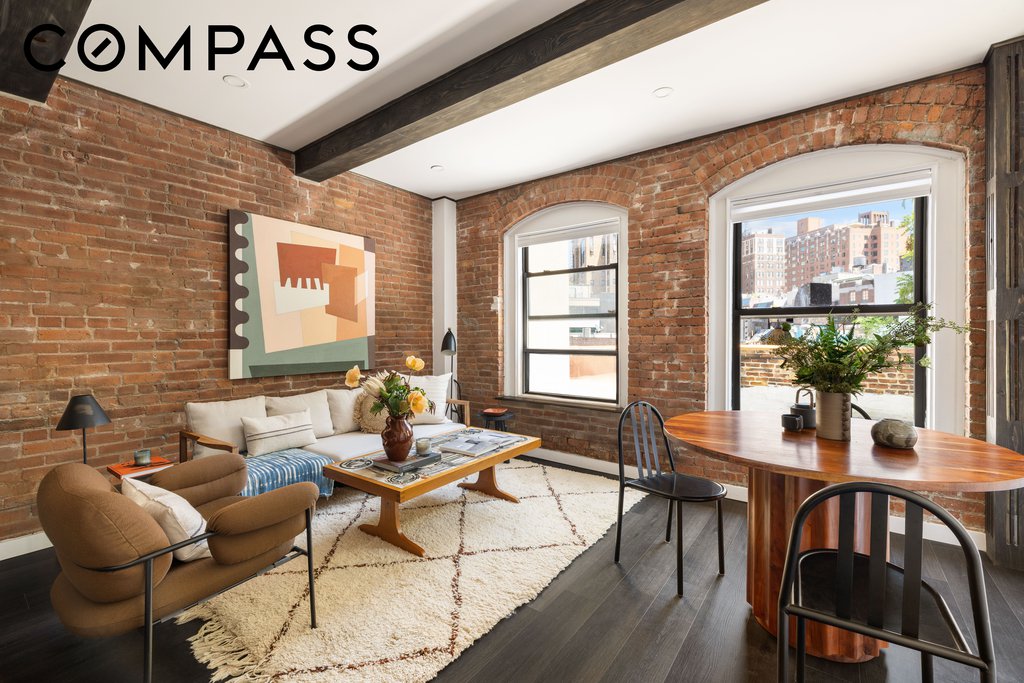 10 Christopher Street, Unit 3E