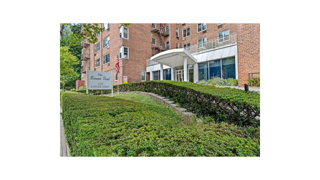 629 Kappock street, Unit 7N photo 14