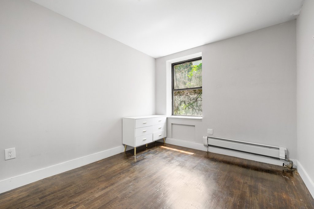 416 West 23rd Street, Unit 3c photo 10