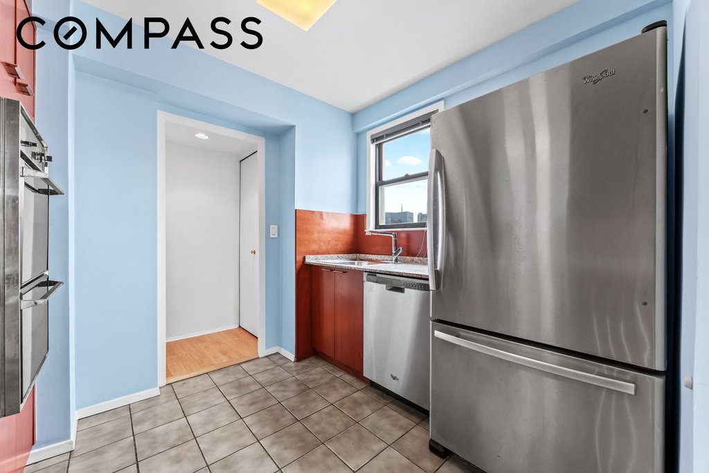 201 East 28th Street, Unit 16AB photo 21
