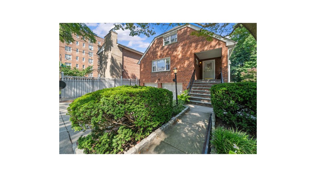 3132 Fairfield Avenue – For Sale photo 9