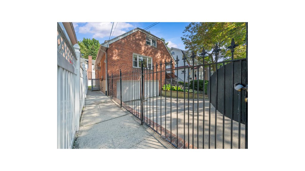 3132 Fairfield Avenue – For Sale photo 41