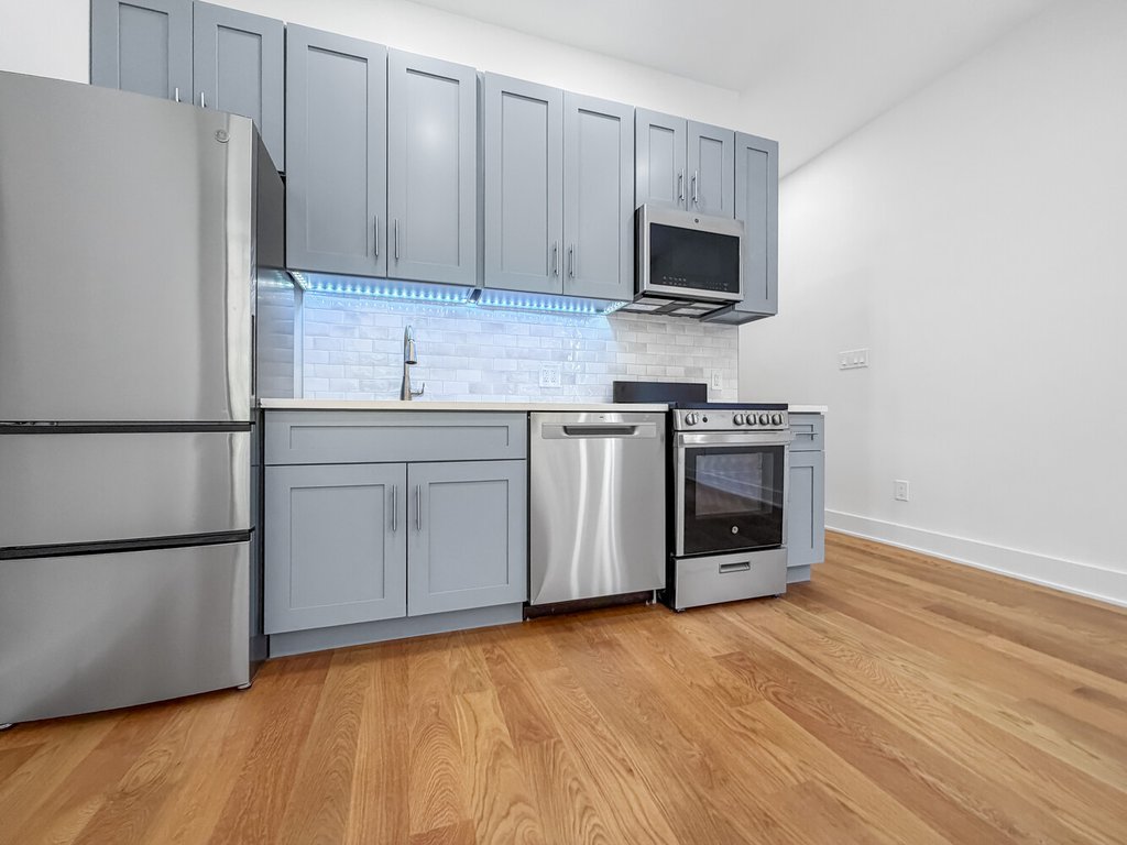 130 East 93rd Street, Unit 3B