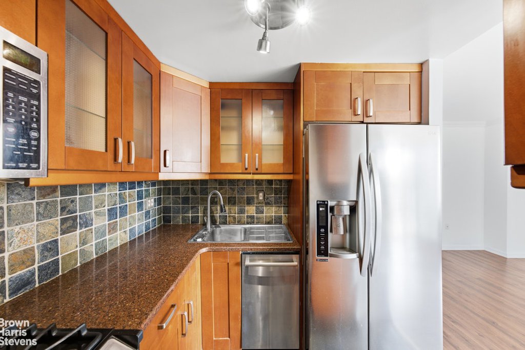 50 Lexington Avenue, Unit 14C photo 8