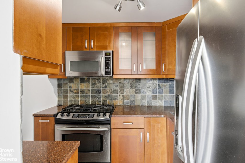 50 Lexington Avenue, Unit 14C photo 9