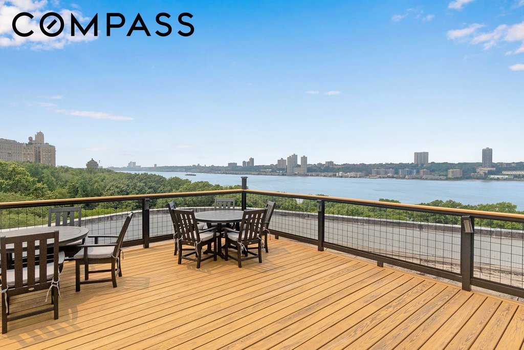 214 Riverside Drive, Unit 303 photo 9