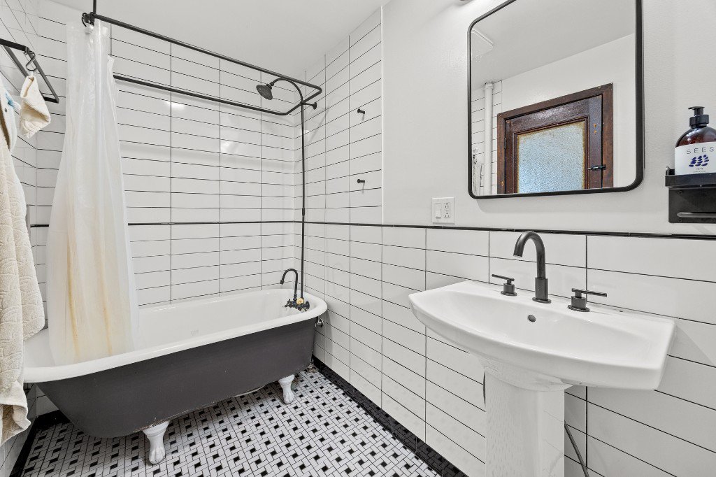 98 Luquer Street, Unit 3R photo 14