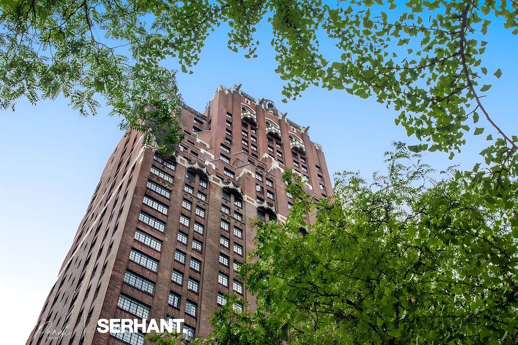 320 East 42nd Street, Unit 2318 photo 14
