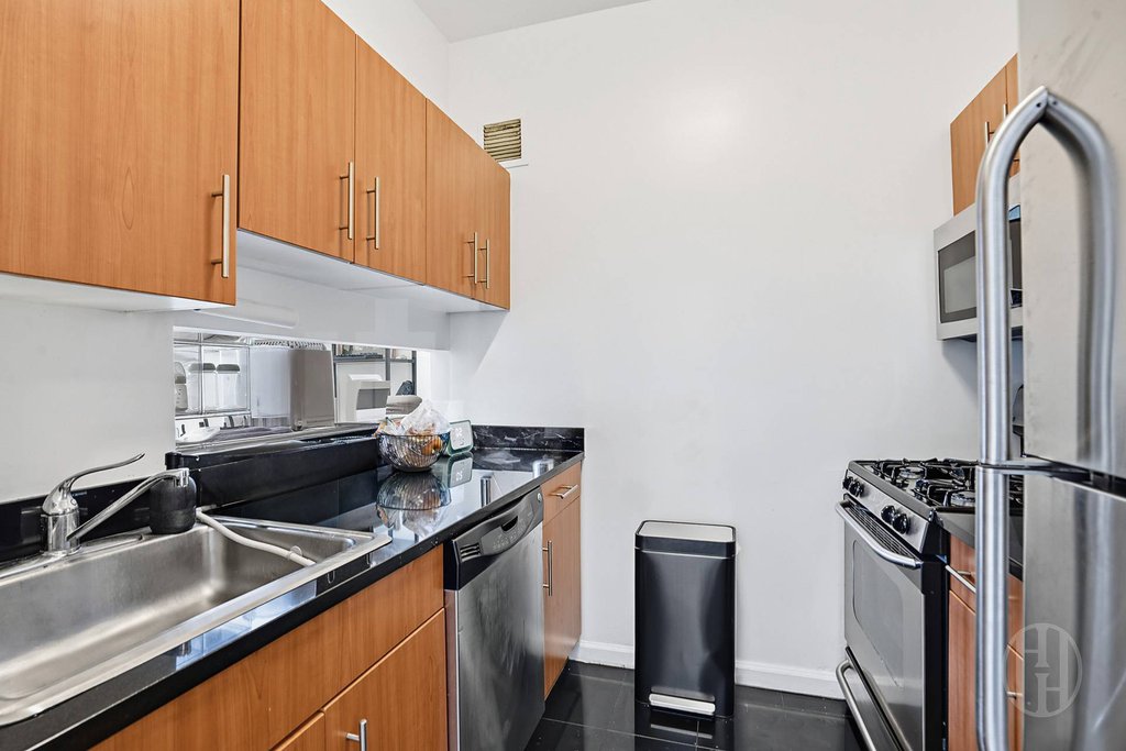 20 West Street, Unit 23J photo 5