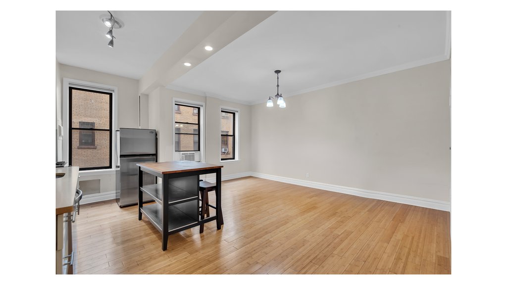 7609 Fourth Avenue, Unit D11 photo 2