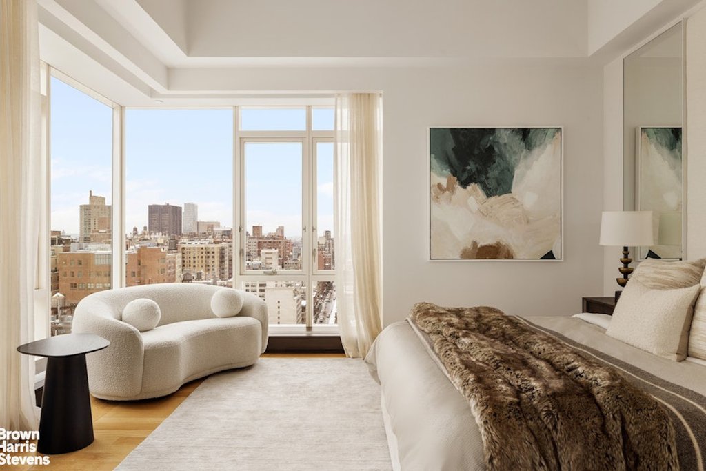 1289 Lexington Avenue, Unit PHA photo 10