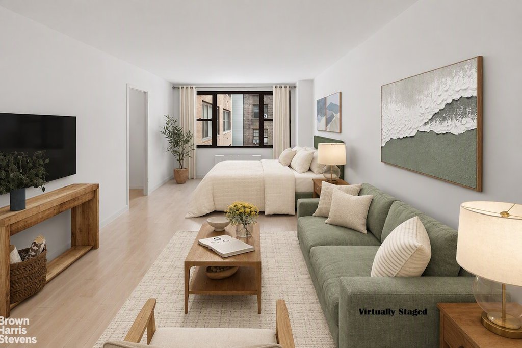 305 East 40th Street, Unit 8Z