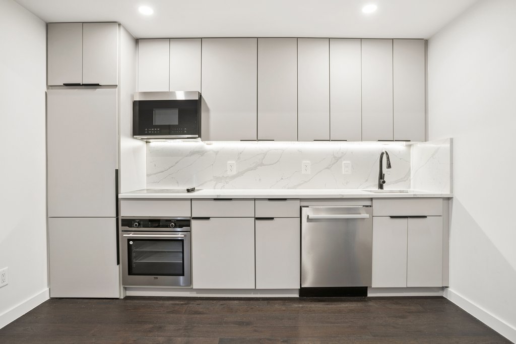 231 Sullivan Street, Unit 1 photo 3