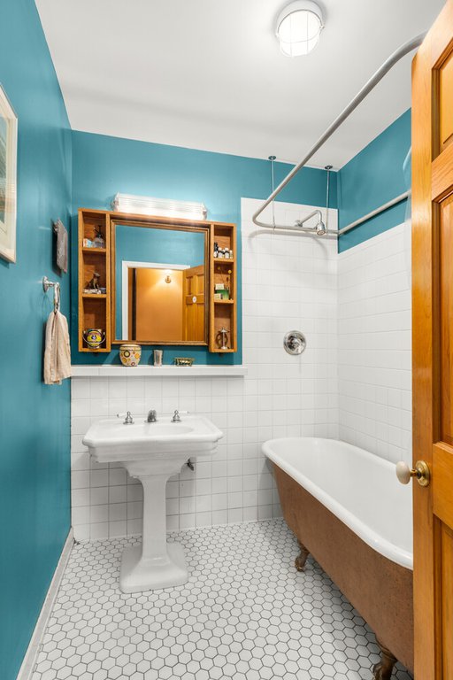 306 West 90th Street, Unit 1 photo 8