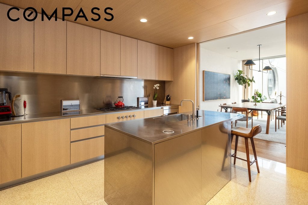 527 West 27th Street, Unit 6A photo 15