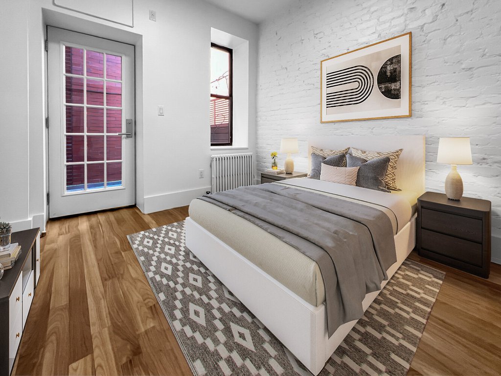 455 Hudson Street, Unit 3 photo 4