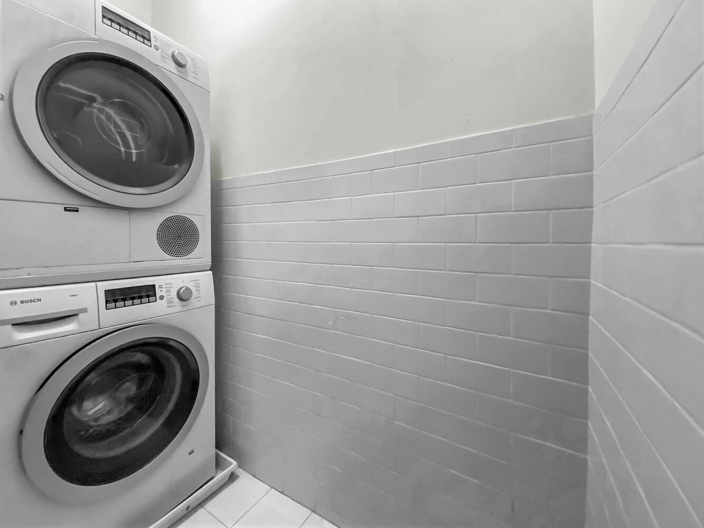 455 Hudson Street, Unit 3 photo 6