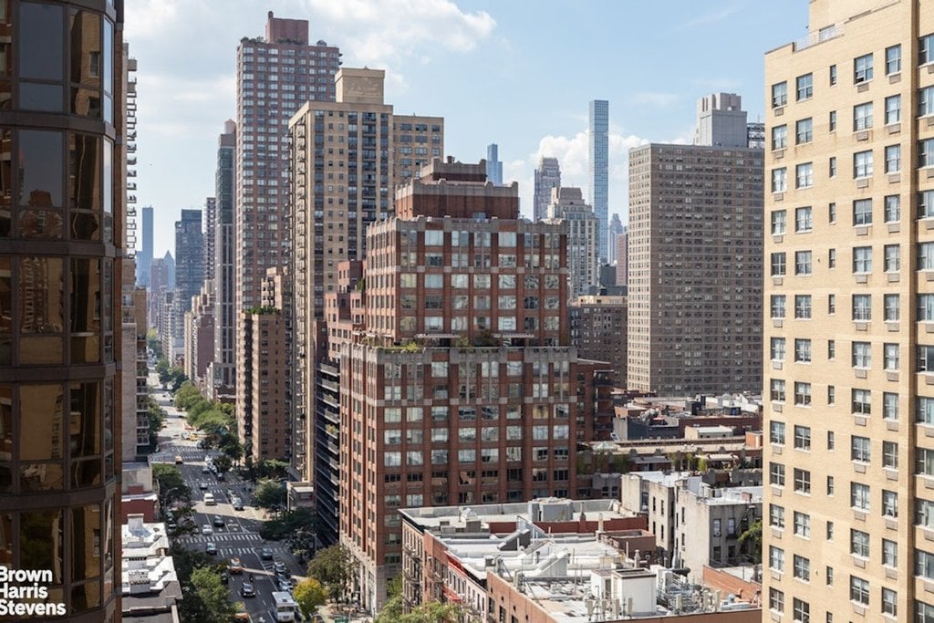 401 East 84th Street, Unit 15B photo 22